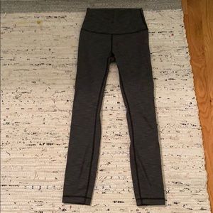 Lululemon cropped leggings